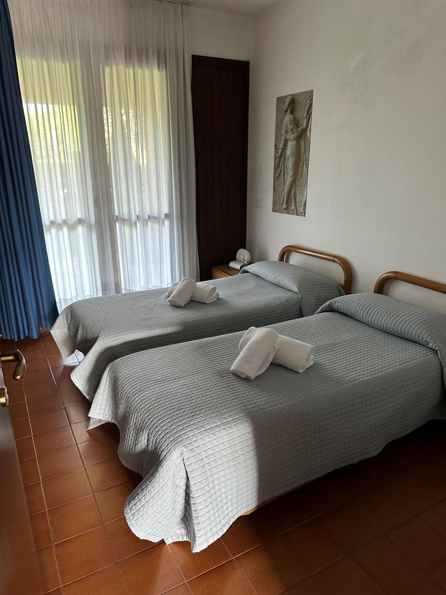 Villaggio Barbara Moniga del Garda ภายนอก รูปภาพ