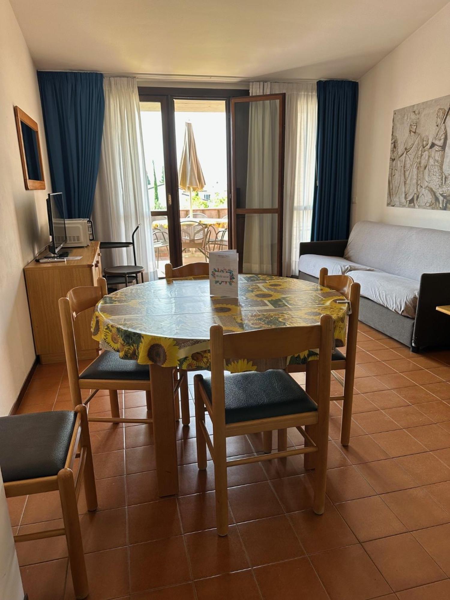 Villaggio Barbara Moniga del Garda ภายนอก รูปภาพ