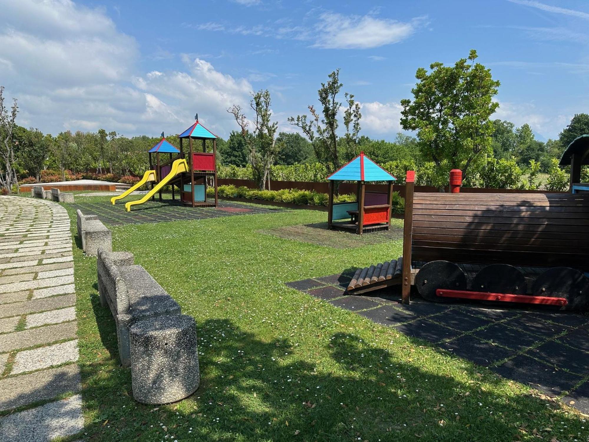 Villaggio Barbara Moniga del Garda ภายนอก รูปภาพ